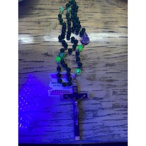 Vintage HTF  Glowing Large Crucifix Necklace
